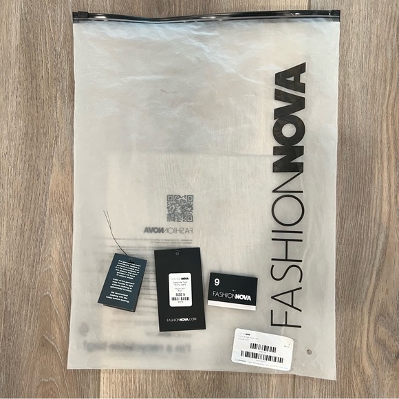 Fashion Nova Snatch Me Tight Booty Lifter Skinny Jeans - Black Size 9 - Picture 8 of 17